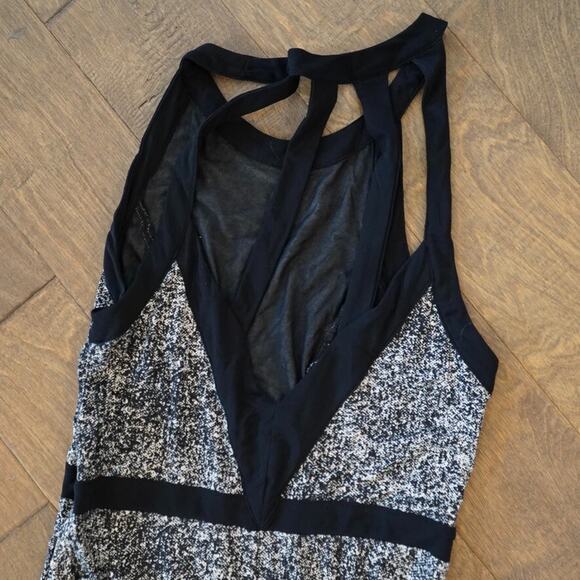 Silence And Noise Maxi Dress Large Black White Slits Strappy Urban Outfitters - Picture 6 of 12